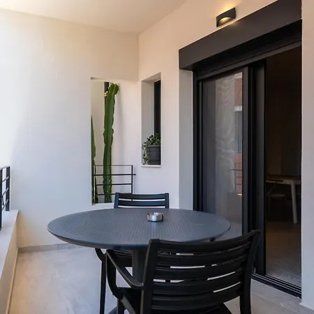 Asklipiou Cube - Kalamata Mediterranean Suites Exterior photo