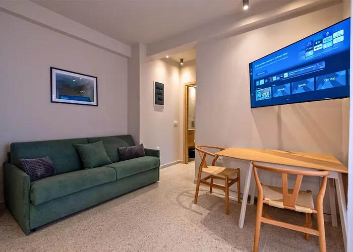 Asklipiou Cube - Kalamata Mediterranean Suites